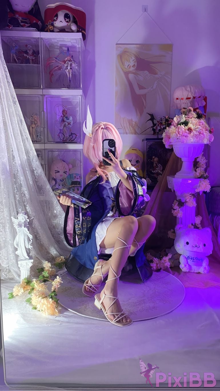 Cosplayer white oak Shirly Xi Lian PixiBB.COM 041
