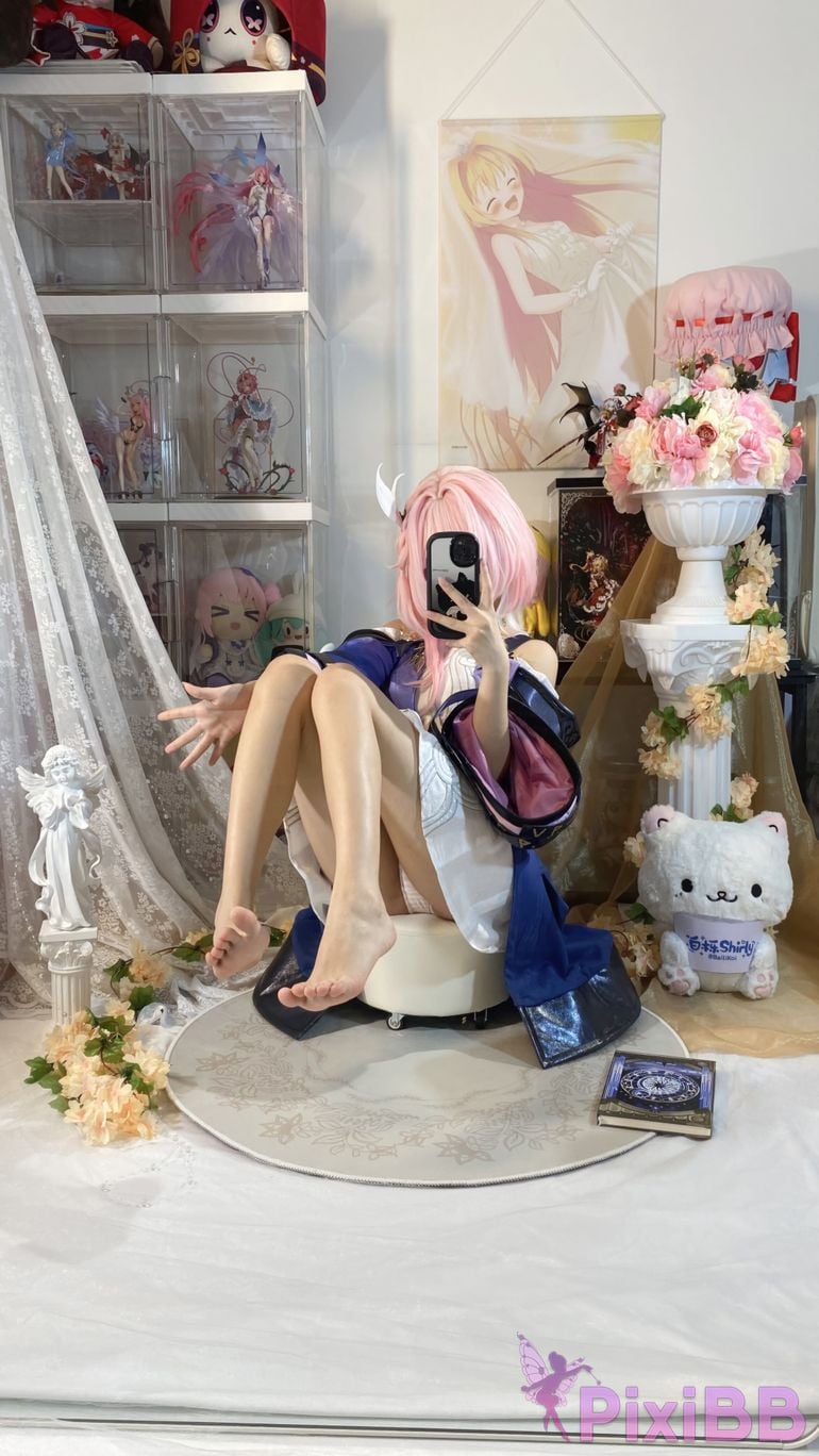 Cosplayer white oak Shirly Xi Lian PixiBB.COM 045
