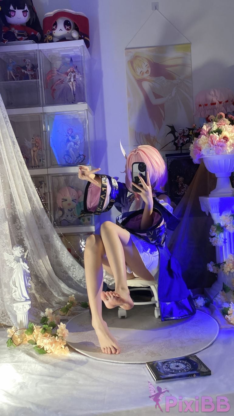 Cosplayer white oak Shirly Xi Lian PixiBB.COM 054