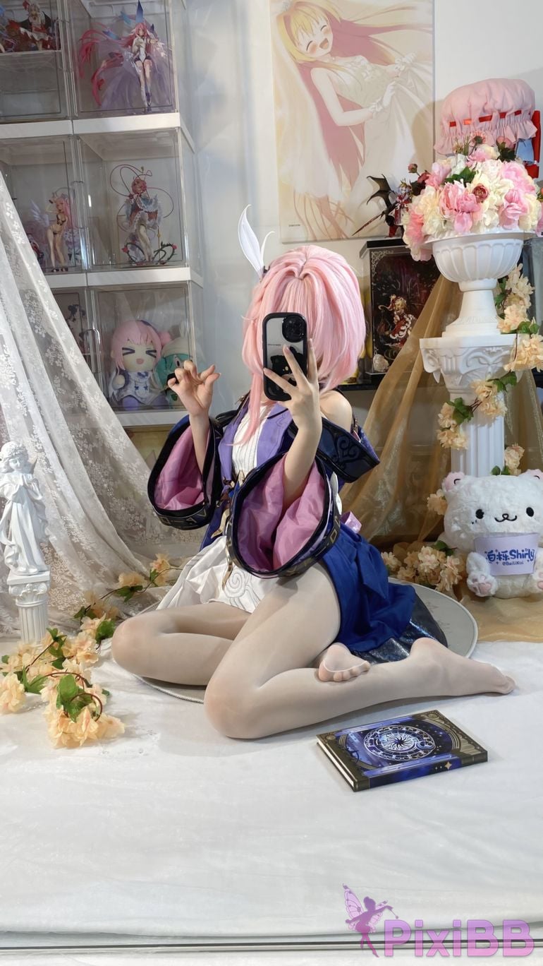 Cosplayer white oak Shirly Xi Lian PixiBB.COM 060