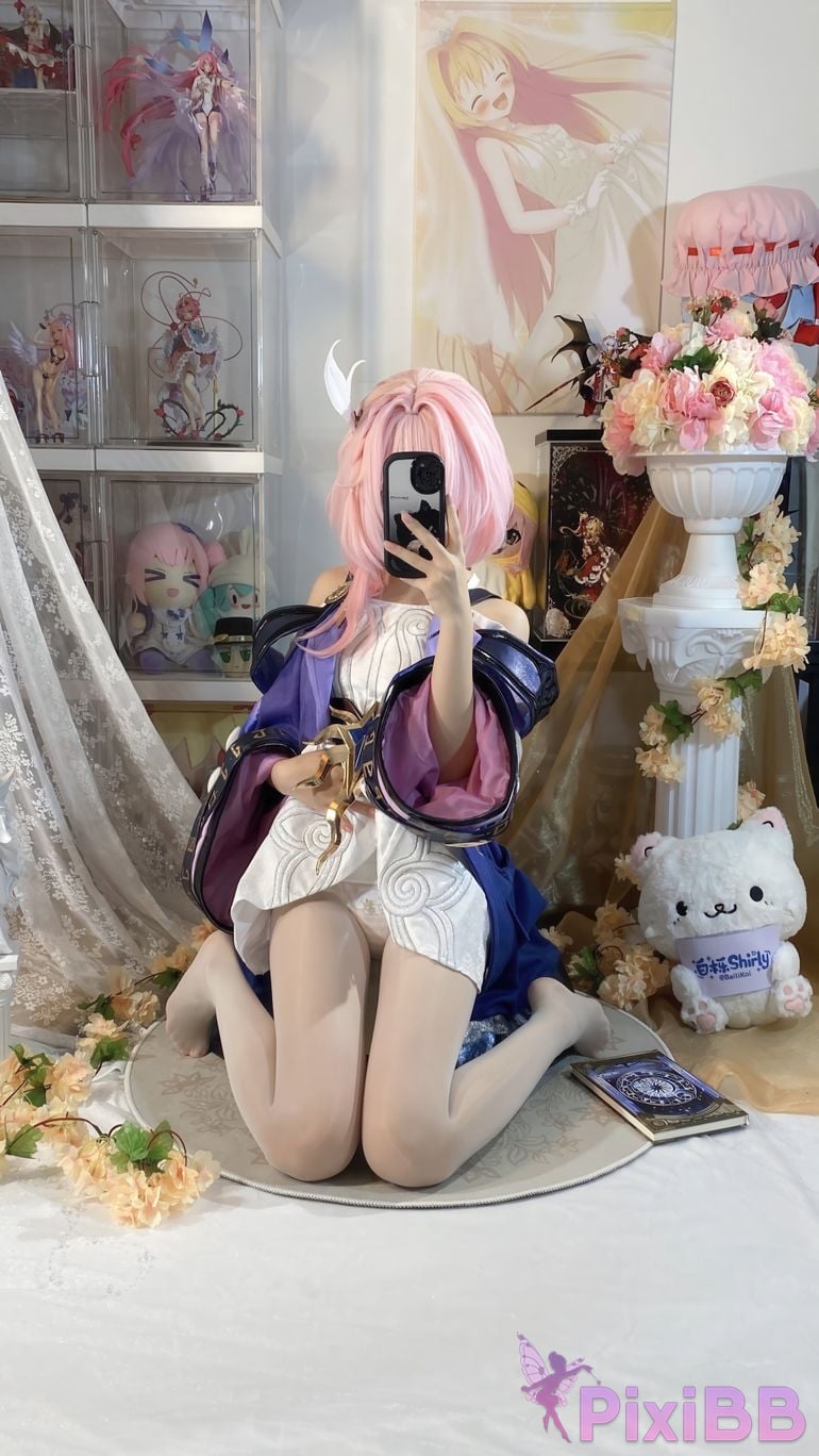 Cosplayer white oak Shirly Xi Lian PixiBB.COM 070