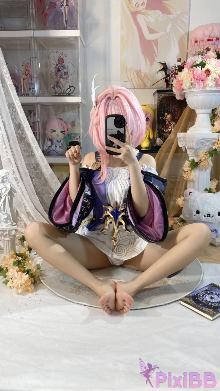 Cosplayer white oak Shirly Xi Lian PixiBB.COM 071