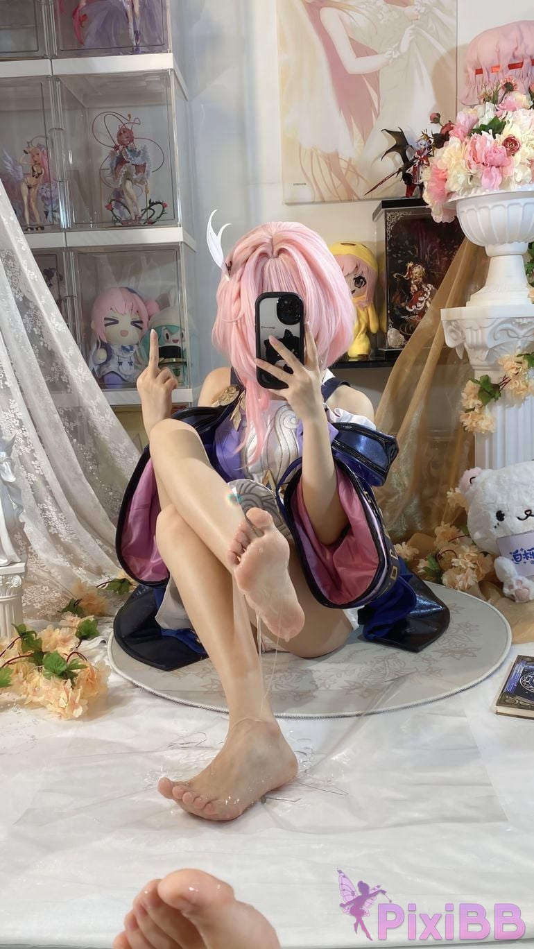 Cosplayer white oak Shirly Xi Lian PixiBB.COM 074