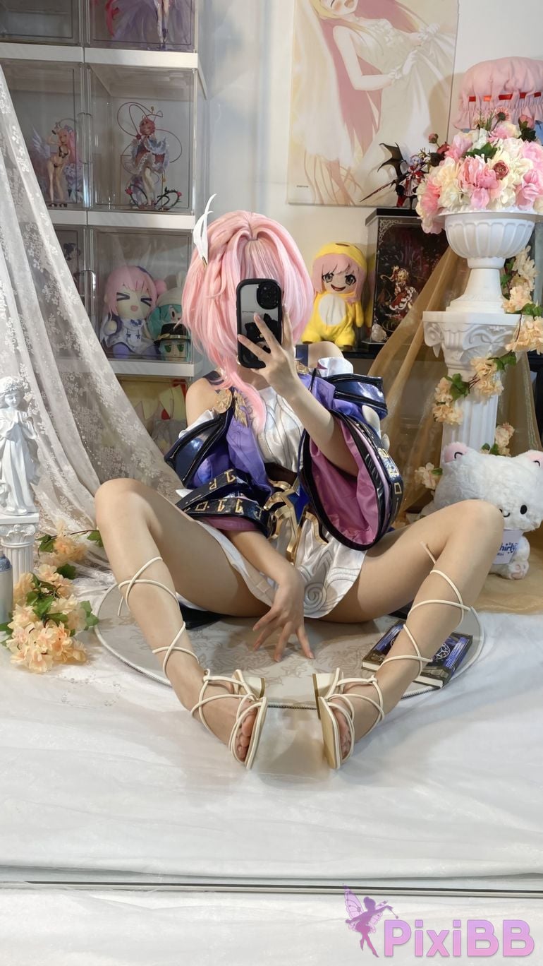 Cosplayer white oak Shirly Xi Lian PixiBB.COM 082