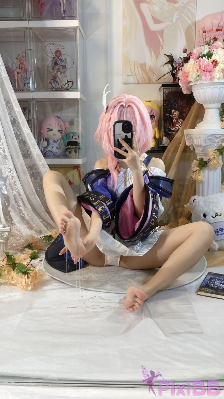 Cosplayer white oak Shirly Xi Lian PixiBB.COM 093