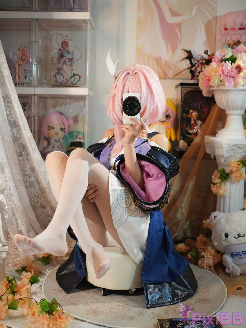Cosplayer white oak Shirly Xi Lian PixiBB.COM 098