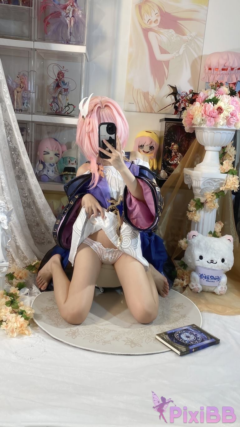 Cosplayer white oak Shirly Xi Lian PixiBB.COM 102