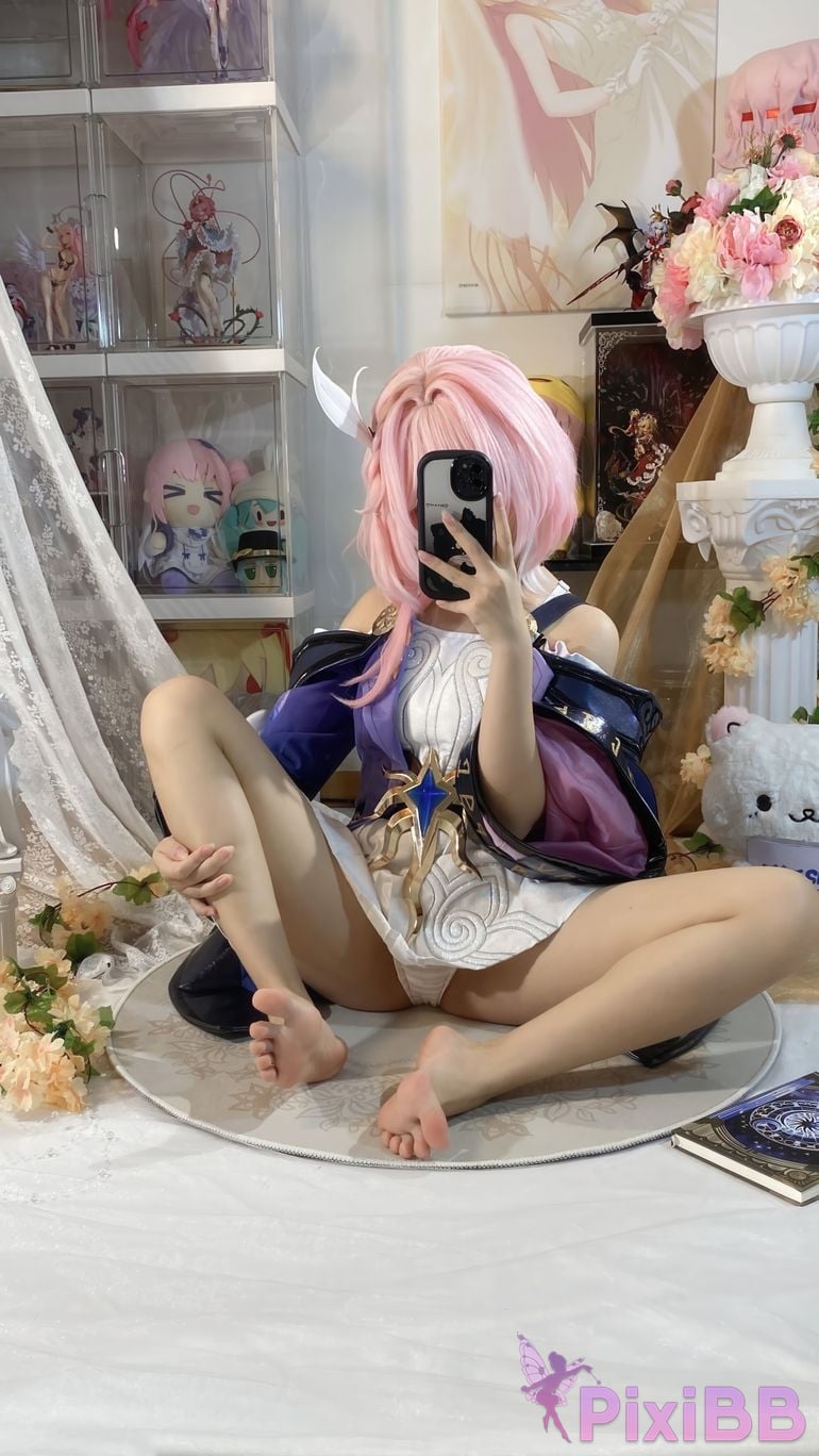 Cosplayer white oak Shirly Xi Lian PixiBB.COM 109