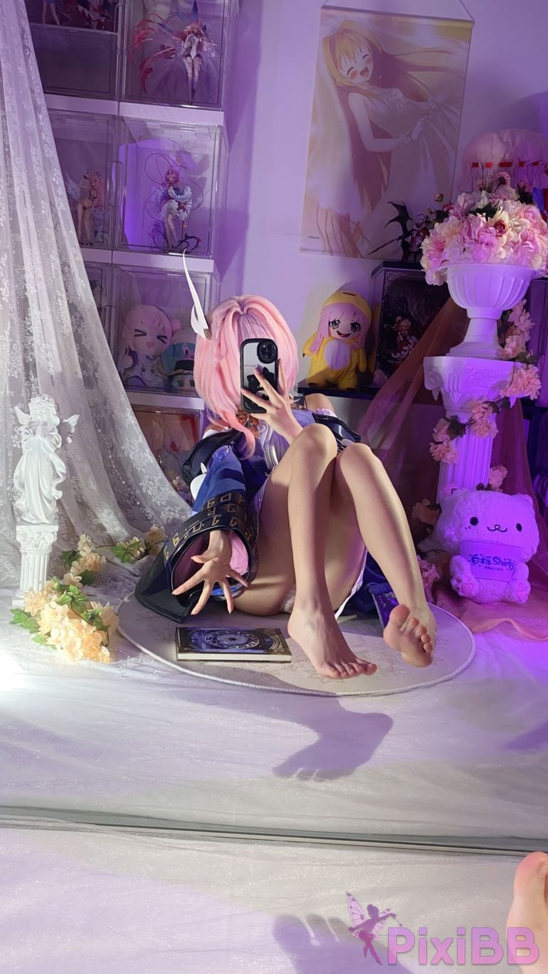 Cosplayer white oak Shirly Xi Lian PixiBB.COM 111