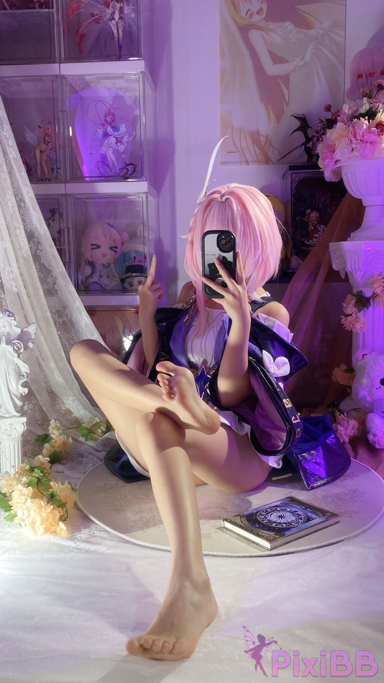 Cosplayer white oak Shirly Xi Lian PixiBB.COM 118