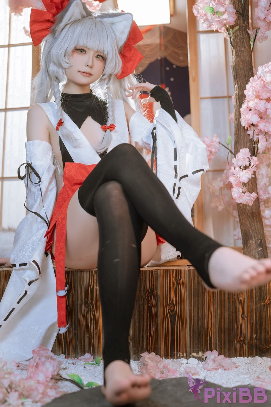 Cosplayer Quan Ran is a little hungry morning calm PixiBB.COM 019