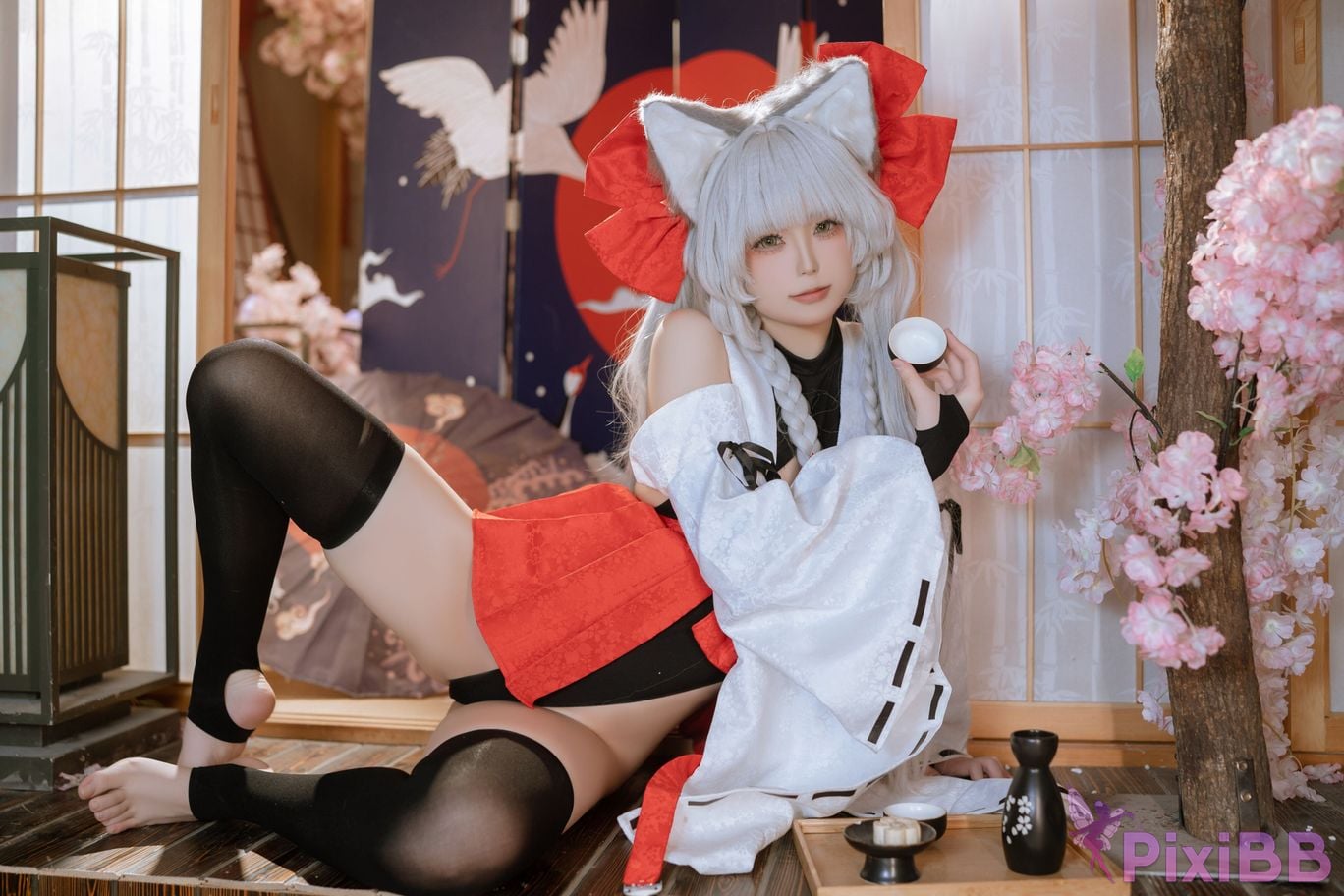 Cosplayer Quan Ran is a little hungry morning calm PixiBB.COM 041