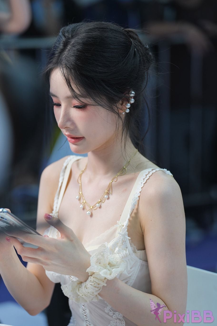 Featured Street Photography Works No.5431 Cool orange meow sauce PixiBB.COM 001