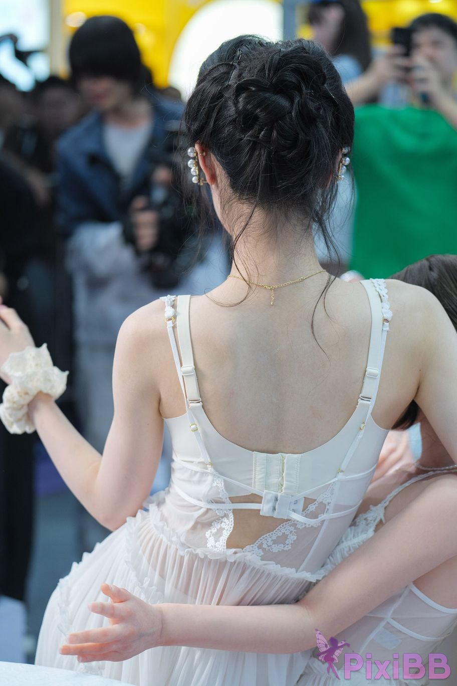 Featured Street Photography Works No.5431 Cool orange meow sauce PixiBB.COM 051