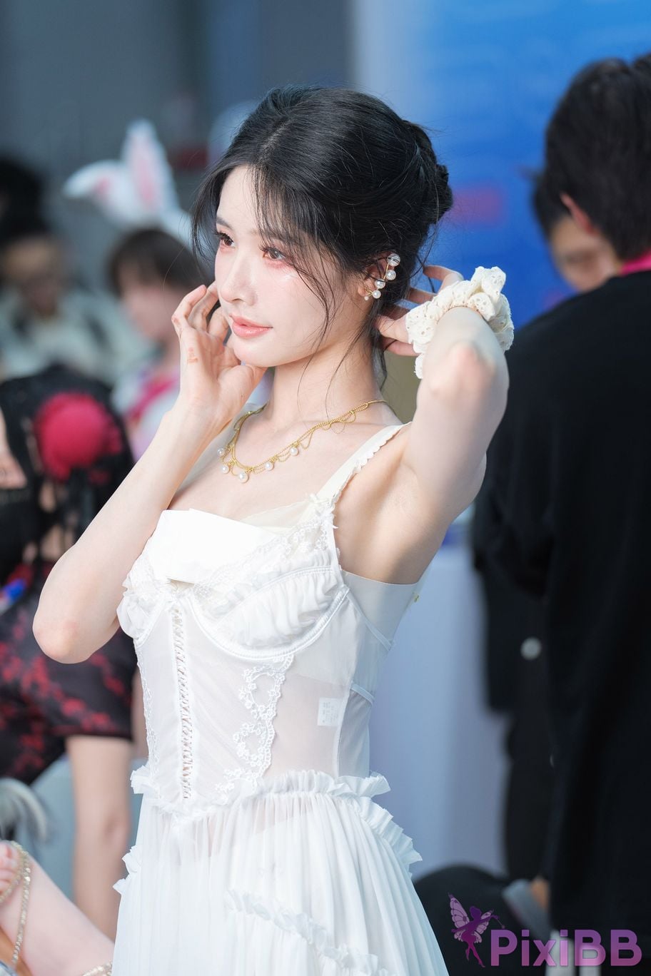 Featured Street Photography Works No.5431 Cool orange meow sauce PixiBB.COM 081