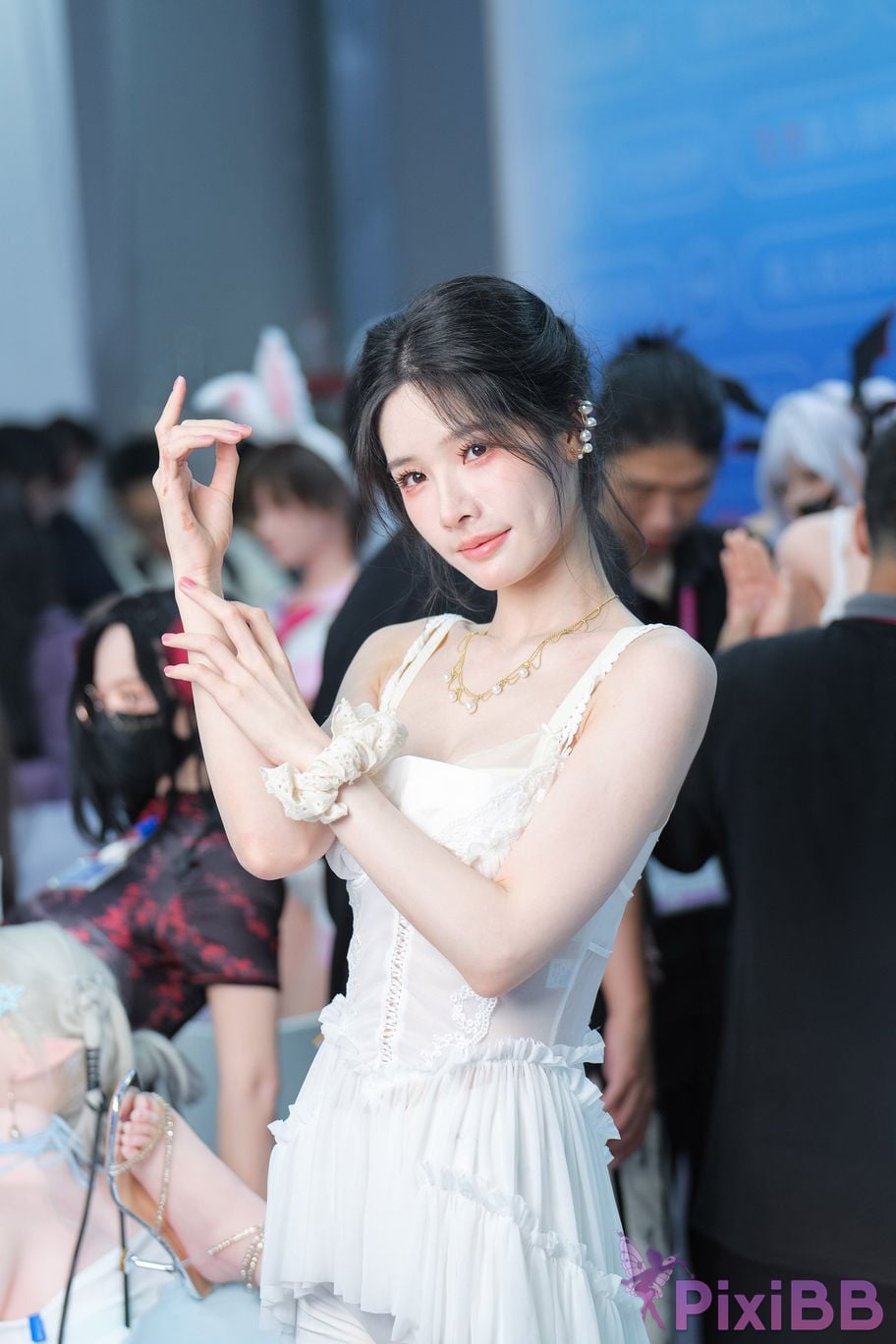 Featured Street Photography Works No.5431 Cool orange meow sauce PixiBB.COM 087