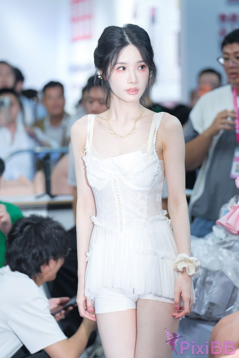 Featured Street Photography Works No.5431 Cool orange meow sauce PixiBB.COM 118