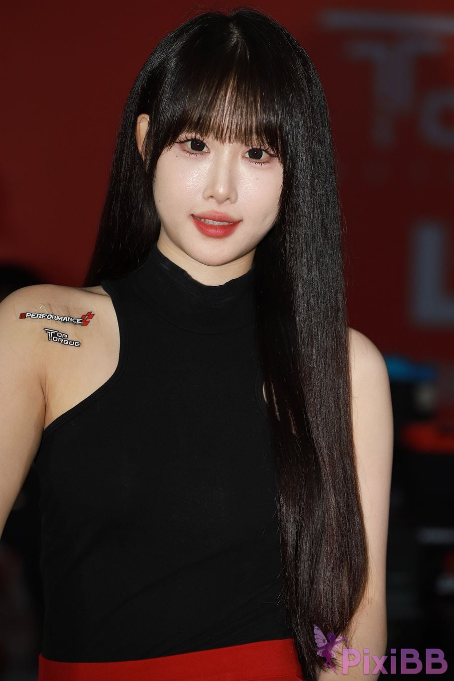 Featured Street Photography Works No.5432 Brown red hip skirt with orange cream sauce PixiBB.COM 008