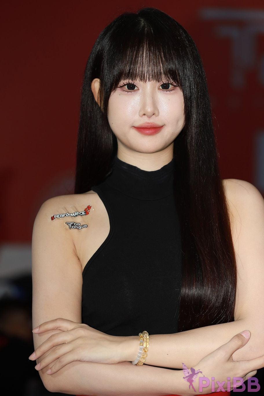 Featured Street Photography Works No.5432 Brown red hip skirt with orange cream sauce PixiBB.COM 009