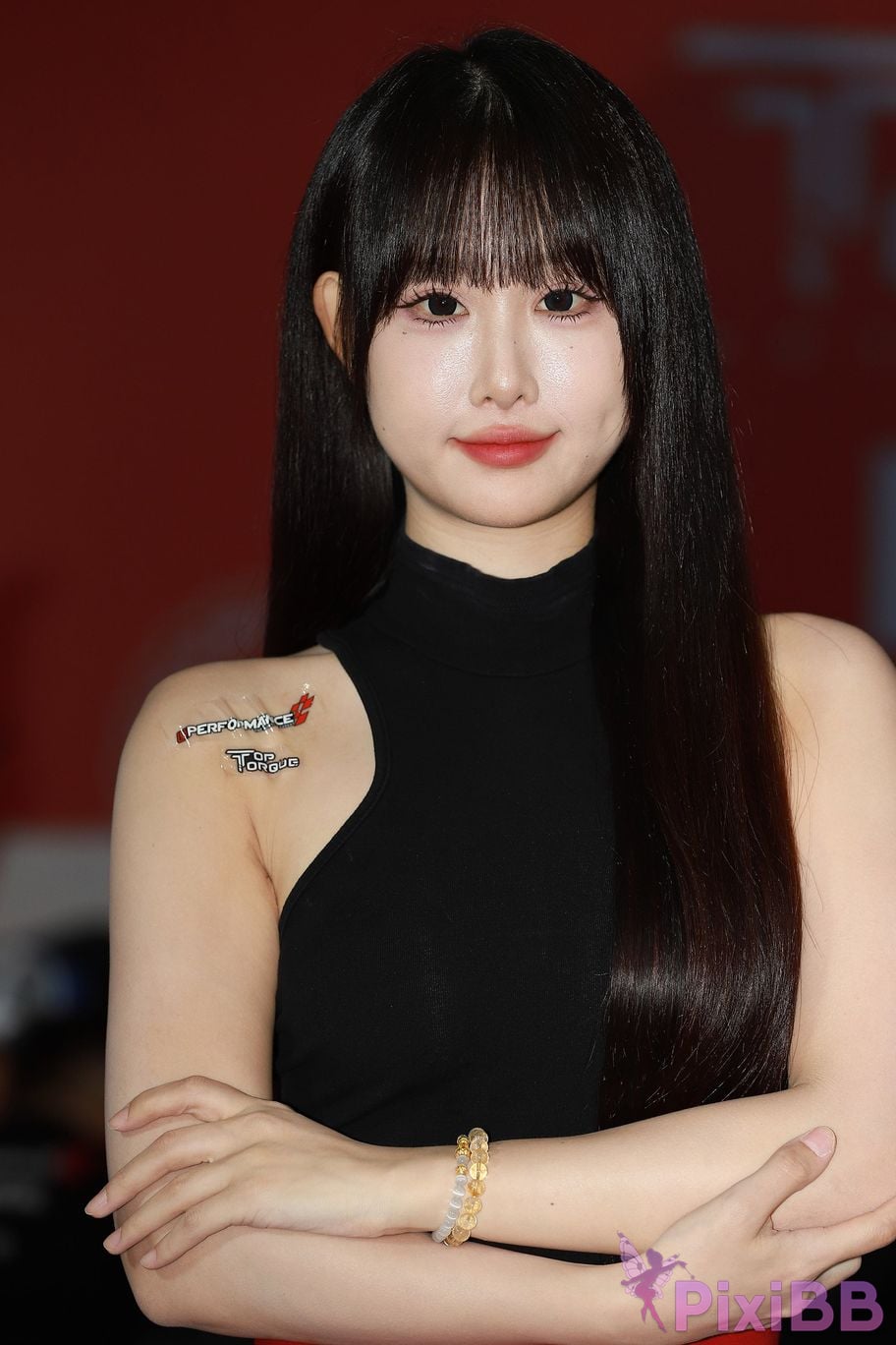 Featured Street Photography Works No.5432 Brown red hip skirt with orange cream sauce PixiBB.COM 010