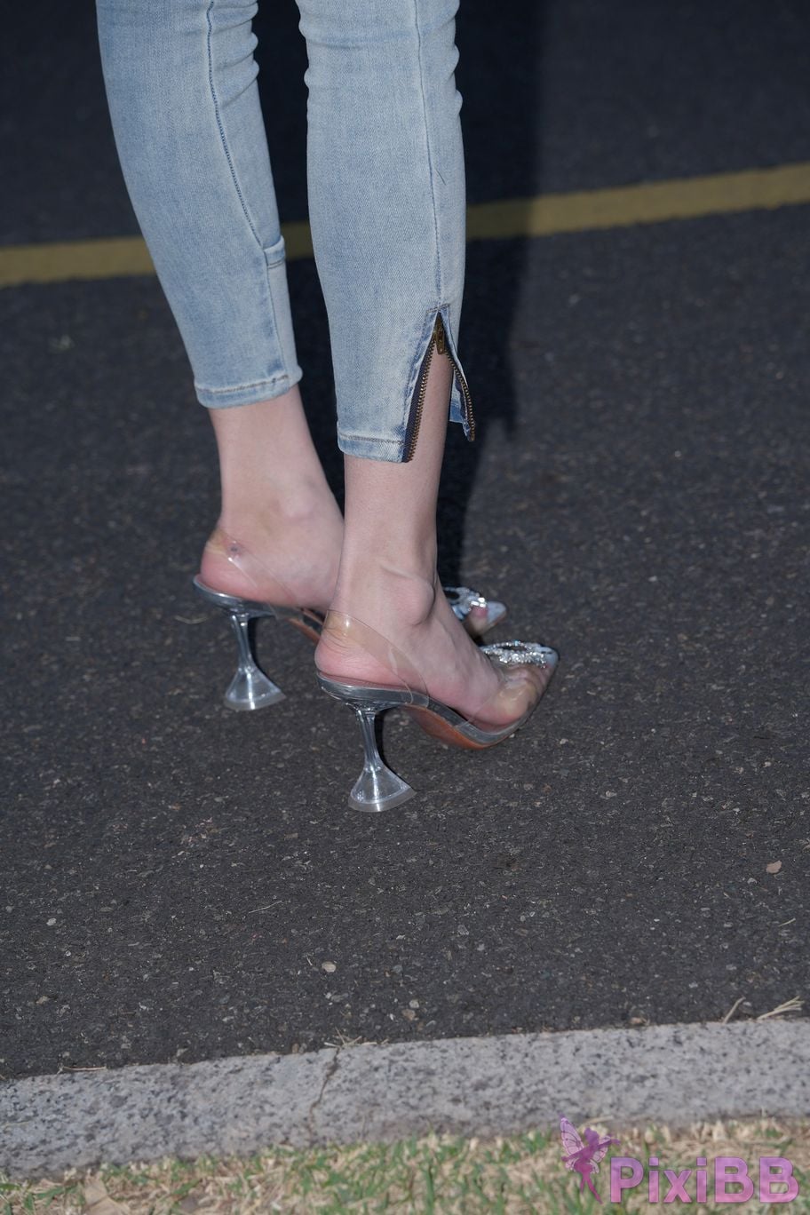 Featured Street Photography Works No.5434 Jeans sassy little litchi PixiBB.COM 004