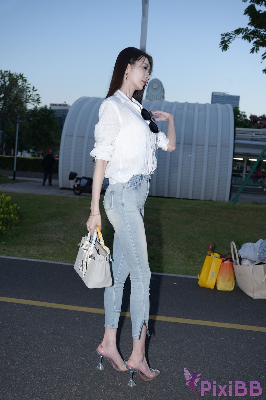 Featured Street Photography Works No.5434 Jeans sassy little litchi PixiBB.COM 016