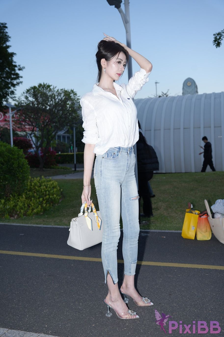 Featured Street Photography Works No.5434 Jeans sassy little litchi PixiBB.COM 021