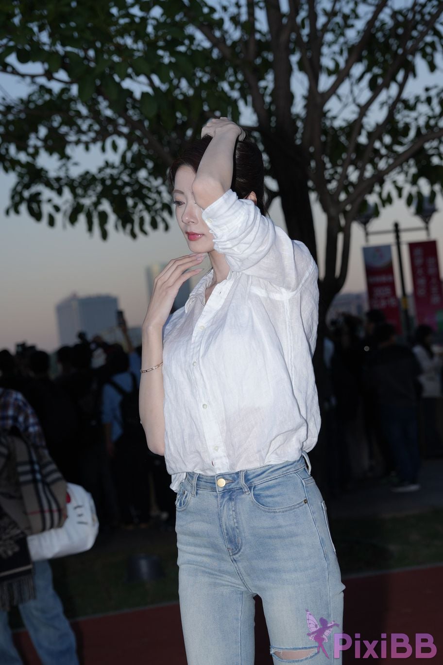 Featured Street Photography Works No.5434 Jeans sassy little litchi PixiBB.COM 047