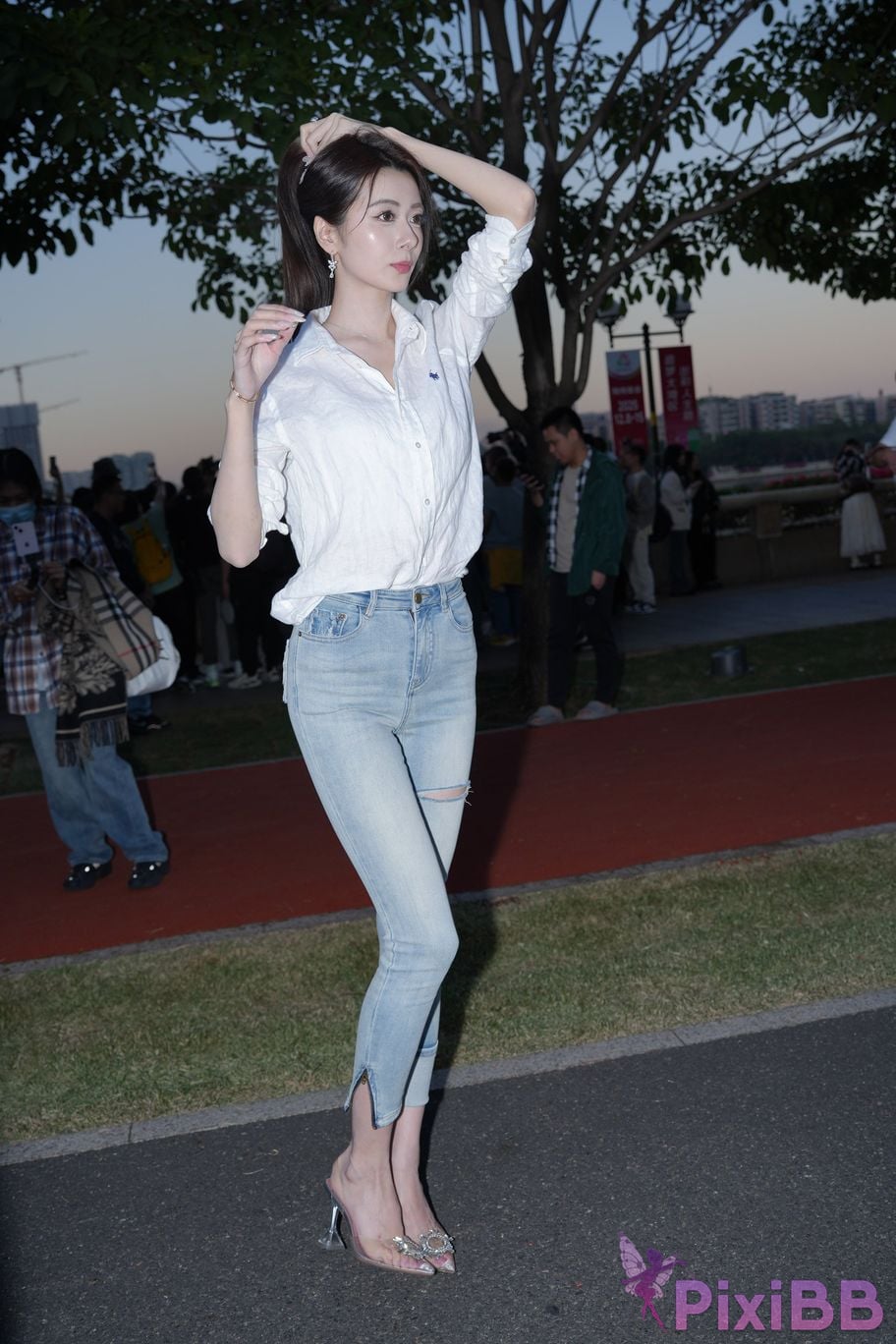 Featured Street Photography Works No.5434 Jeans sassy little litchi PixiBB.COM 053