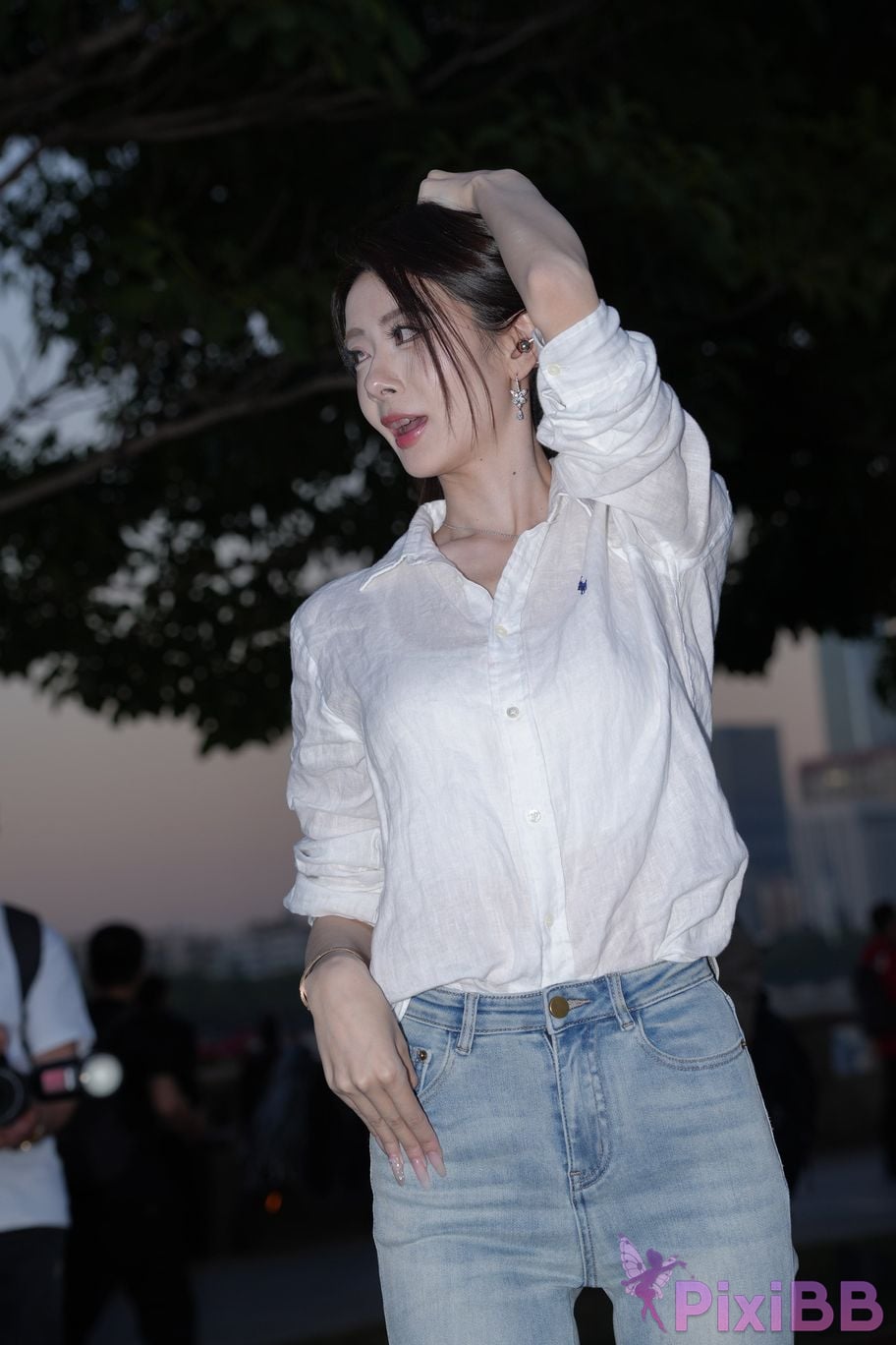 Featured Street Photography Works No.5434 Jeans sassy little litchi PixiBB.COM 087