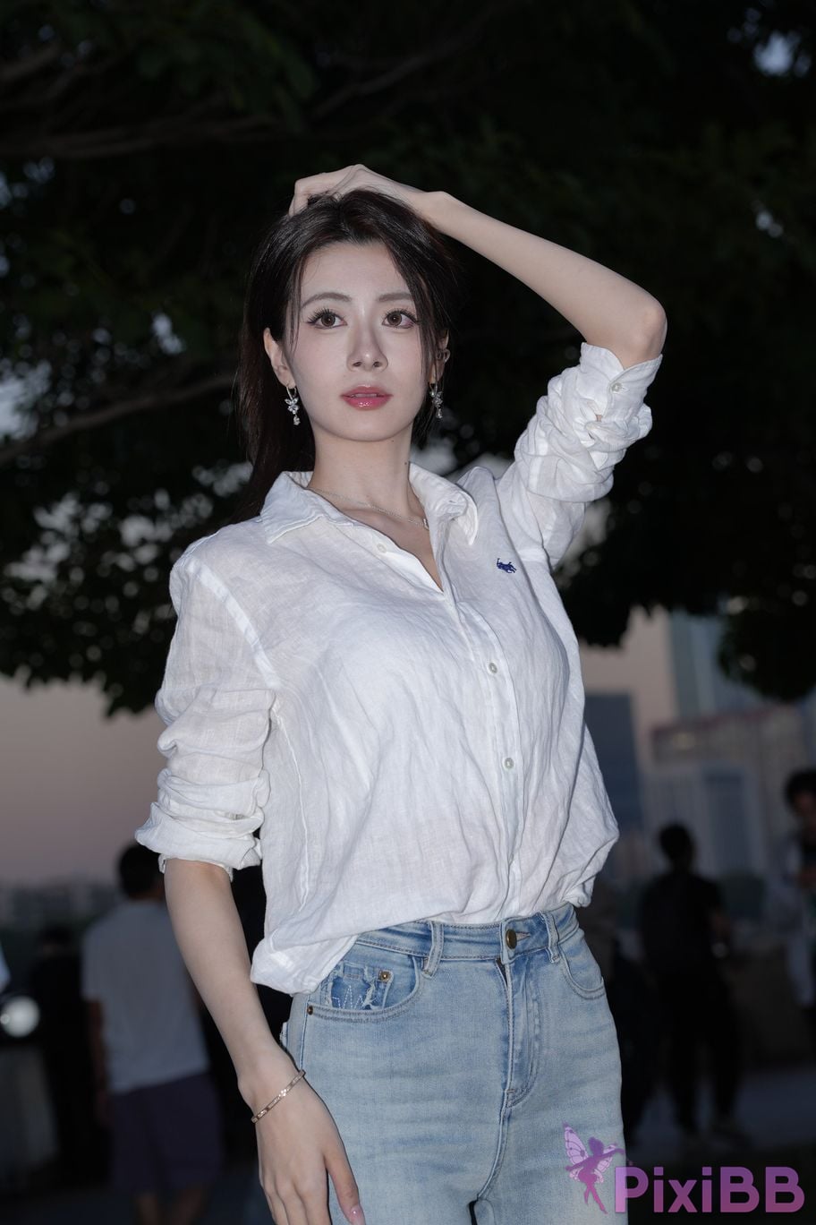 Featured Street Photography Works No.5434 Jeans sassy little litchi PixiBB.COM 089