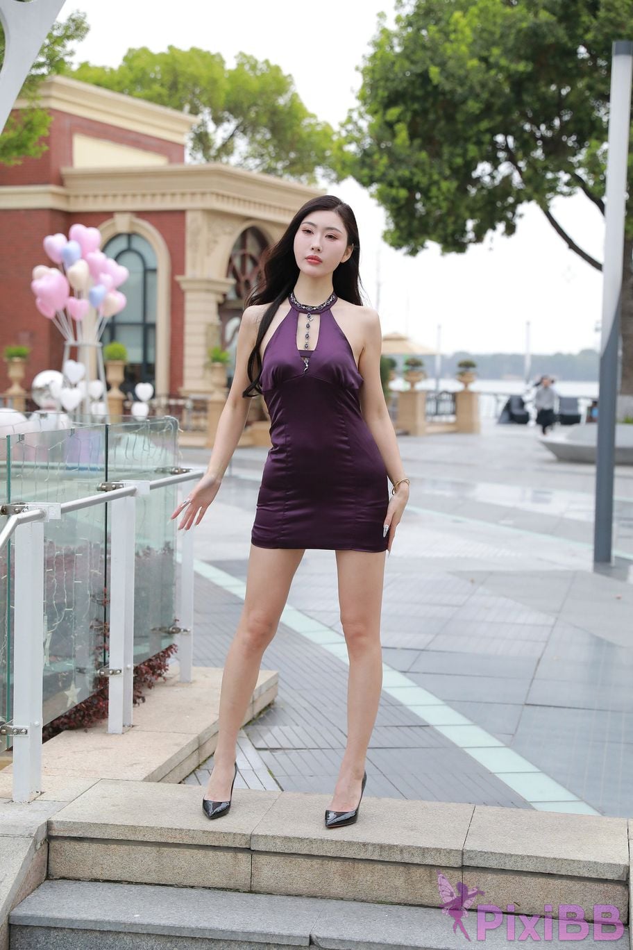 Featured Street Photography Works No.5438 Purple hip skirt PixiBB.COM 192