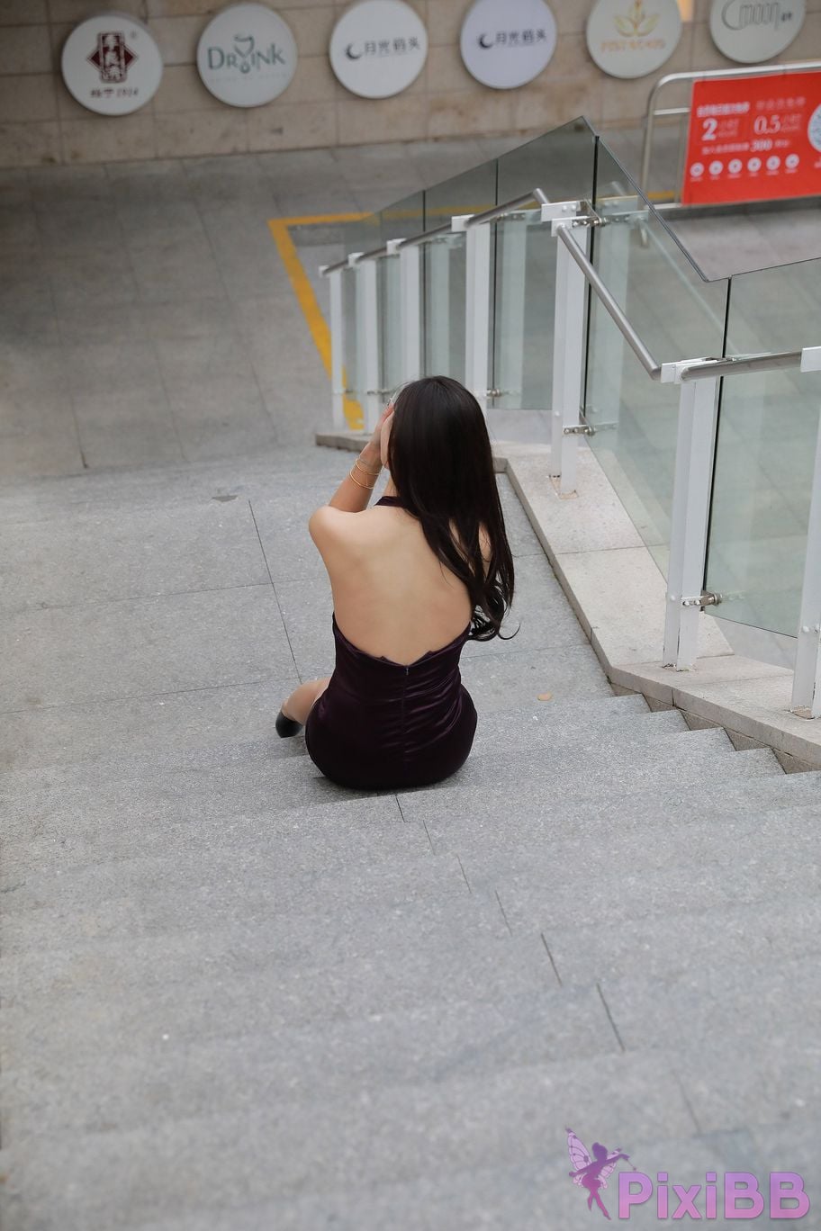 Featured Street Photography Works No.5438 Purple hip skirt PixiBB.COM 220