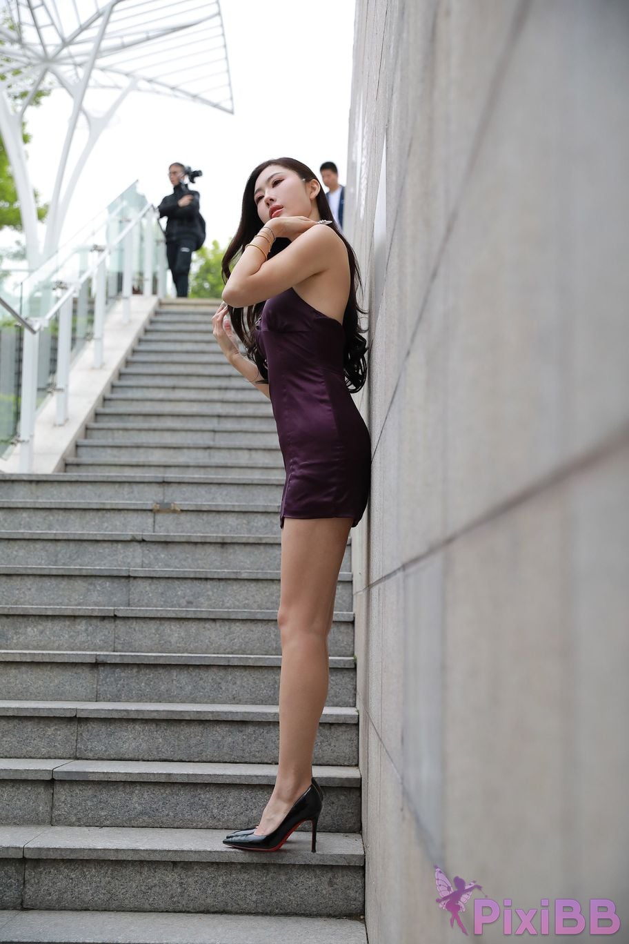 Featured Street Photography Works No.5438 Purple hip skirt PixiBB.COM 250