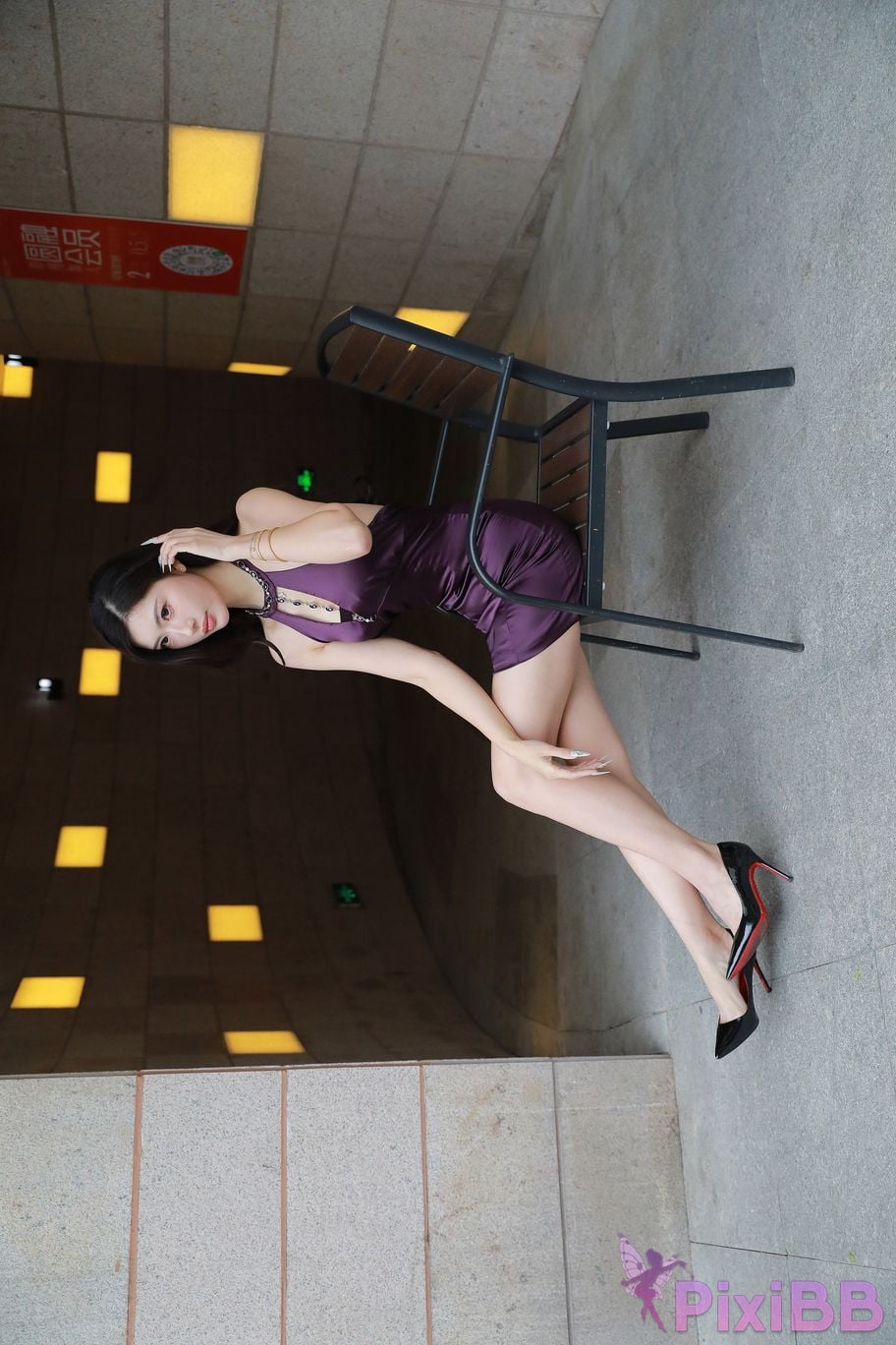 Featured Street Photography Works No.5438 Purple hip skirt PixiBB.COM 354