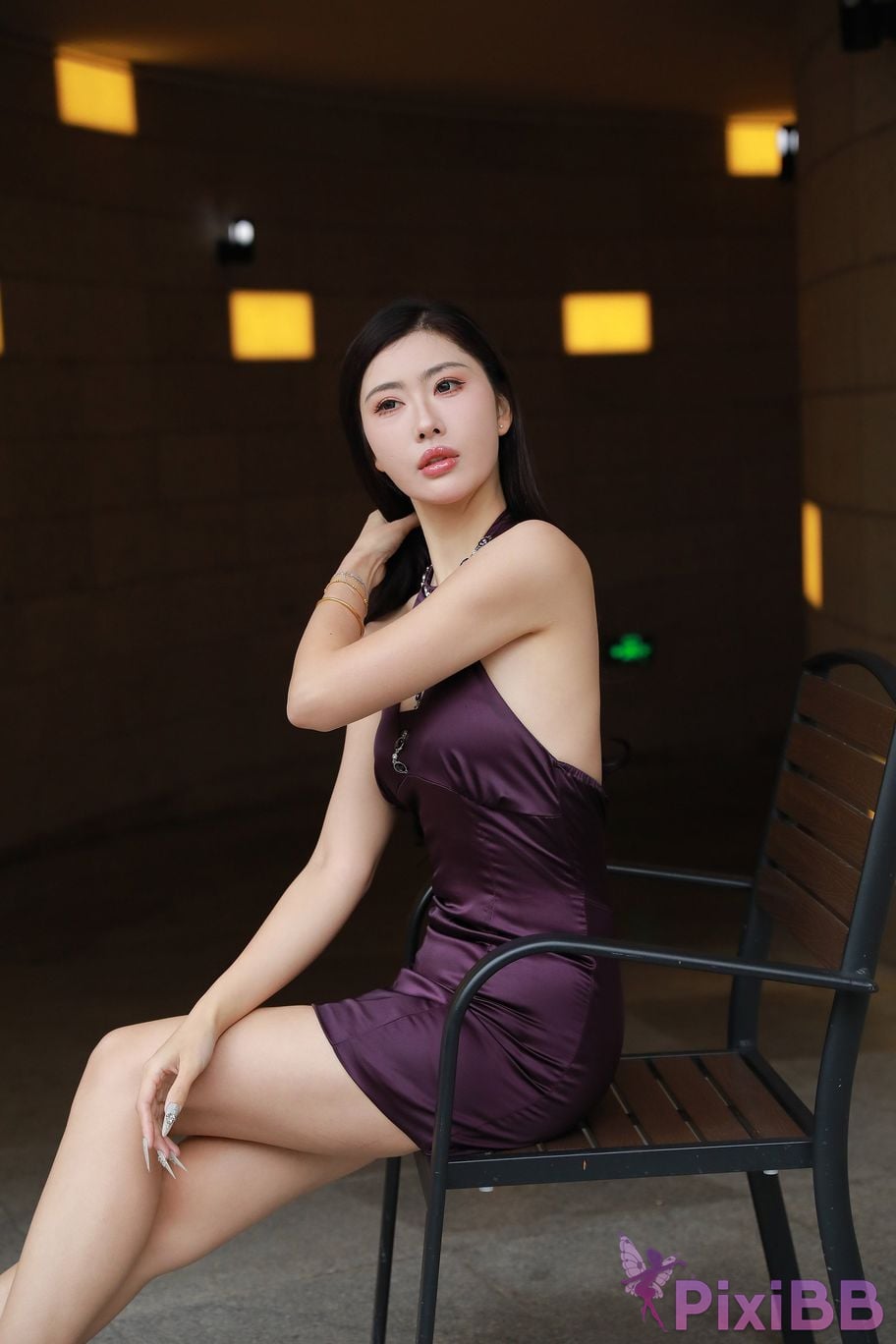 Featured Street Photography Works No.5438 Purple hip skirt PixiBB.COM 357