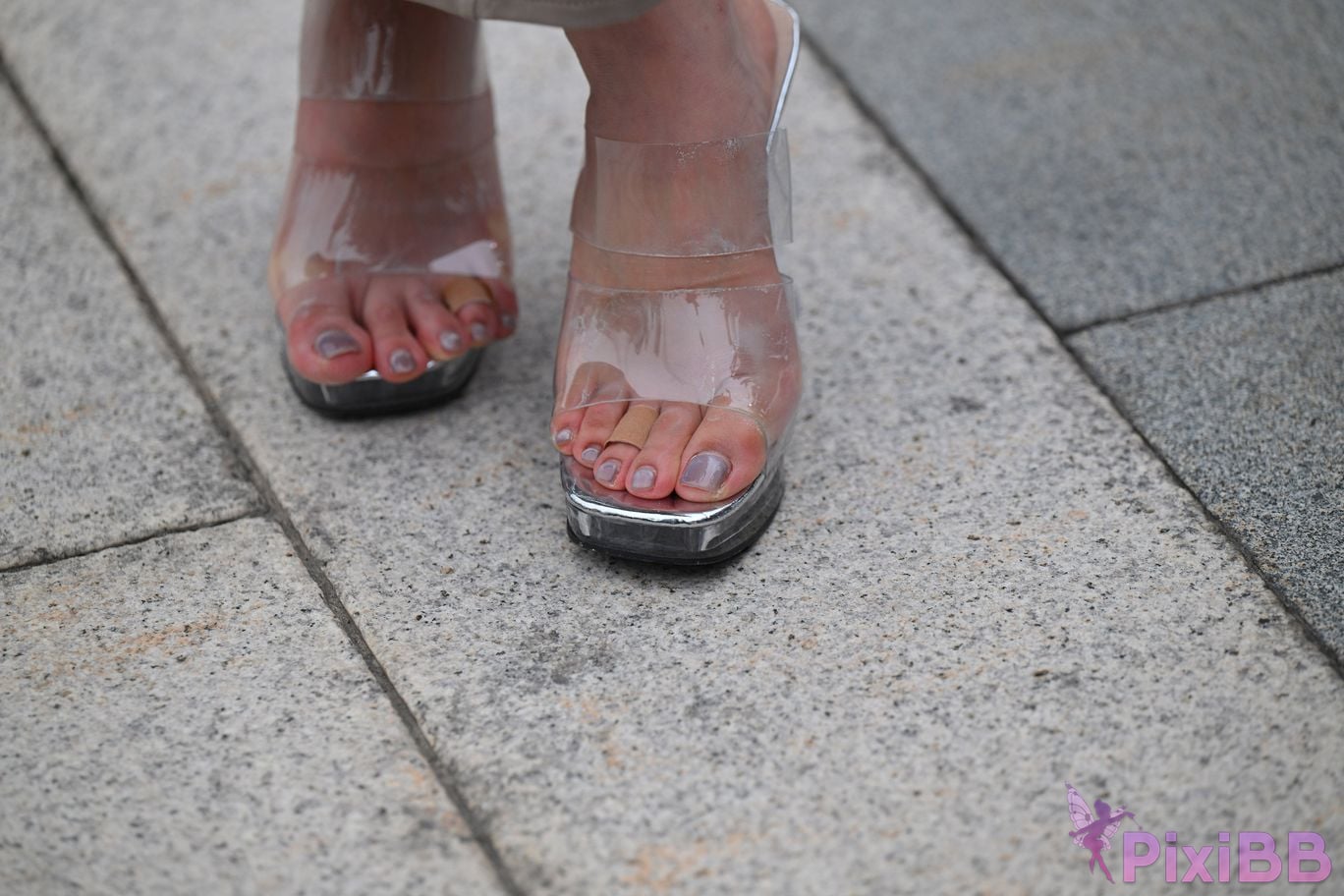 Featured Street Photography Works No.5440 Elegant gray long skirt PixiBB.COM 132