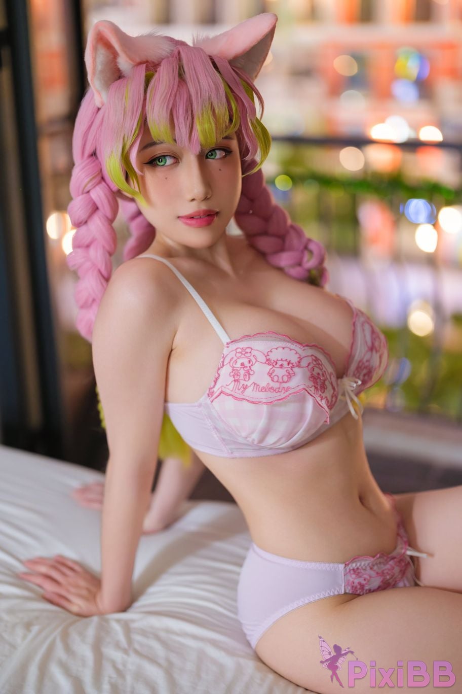 Ain Nguyen Mitsuri Kanroji Neko PixiBB.COM 10