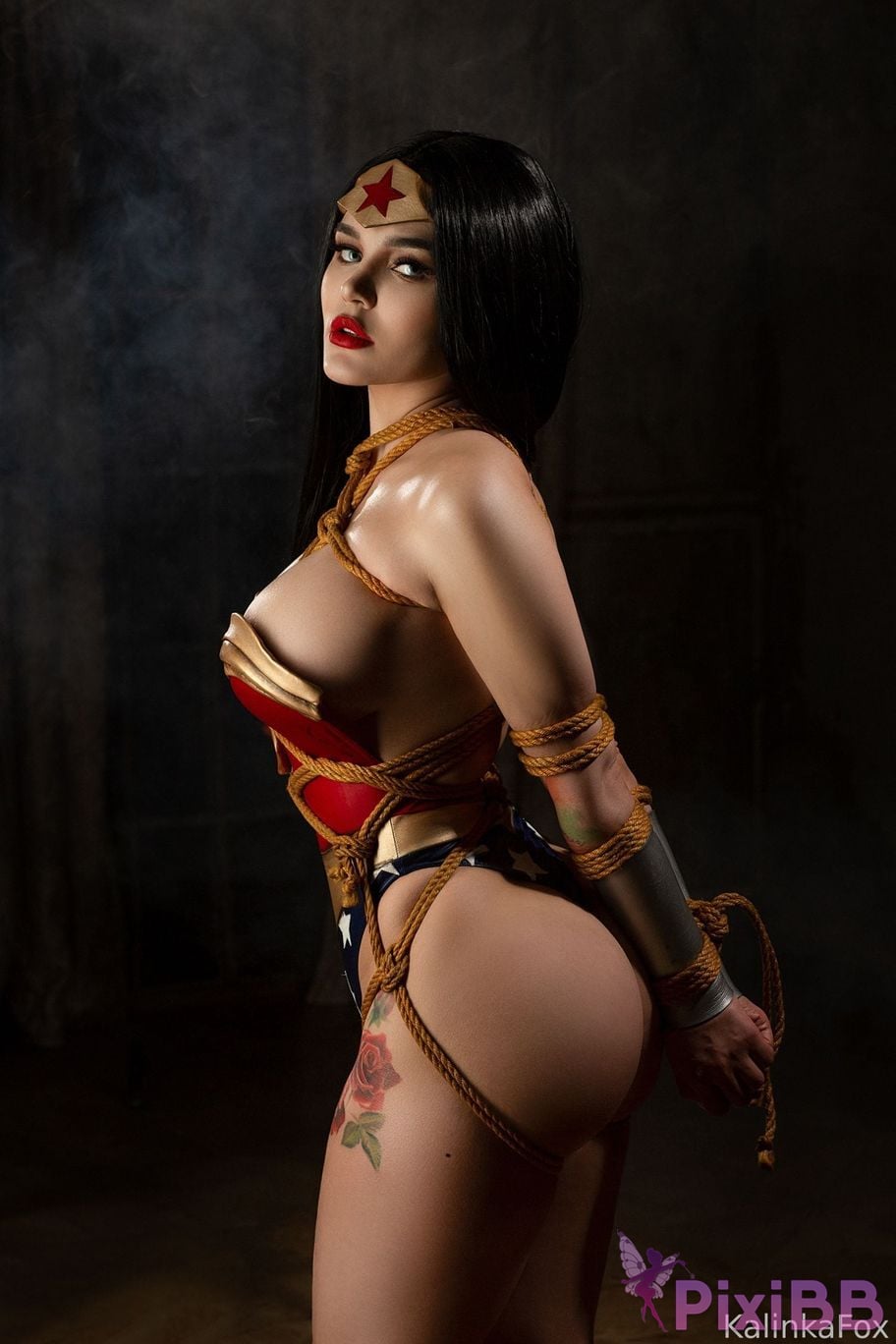 Kalinka Fox Wonder Woman Shibari PixiBB.COM 16
