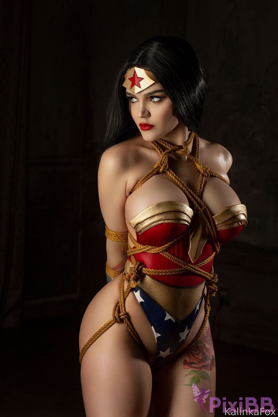 Kalinka Fox Wonder Woman Shibari PixiBB.COM 17