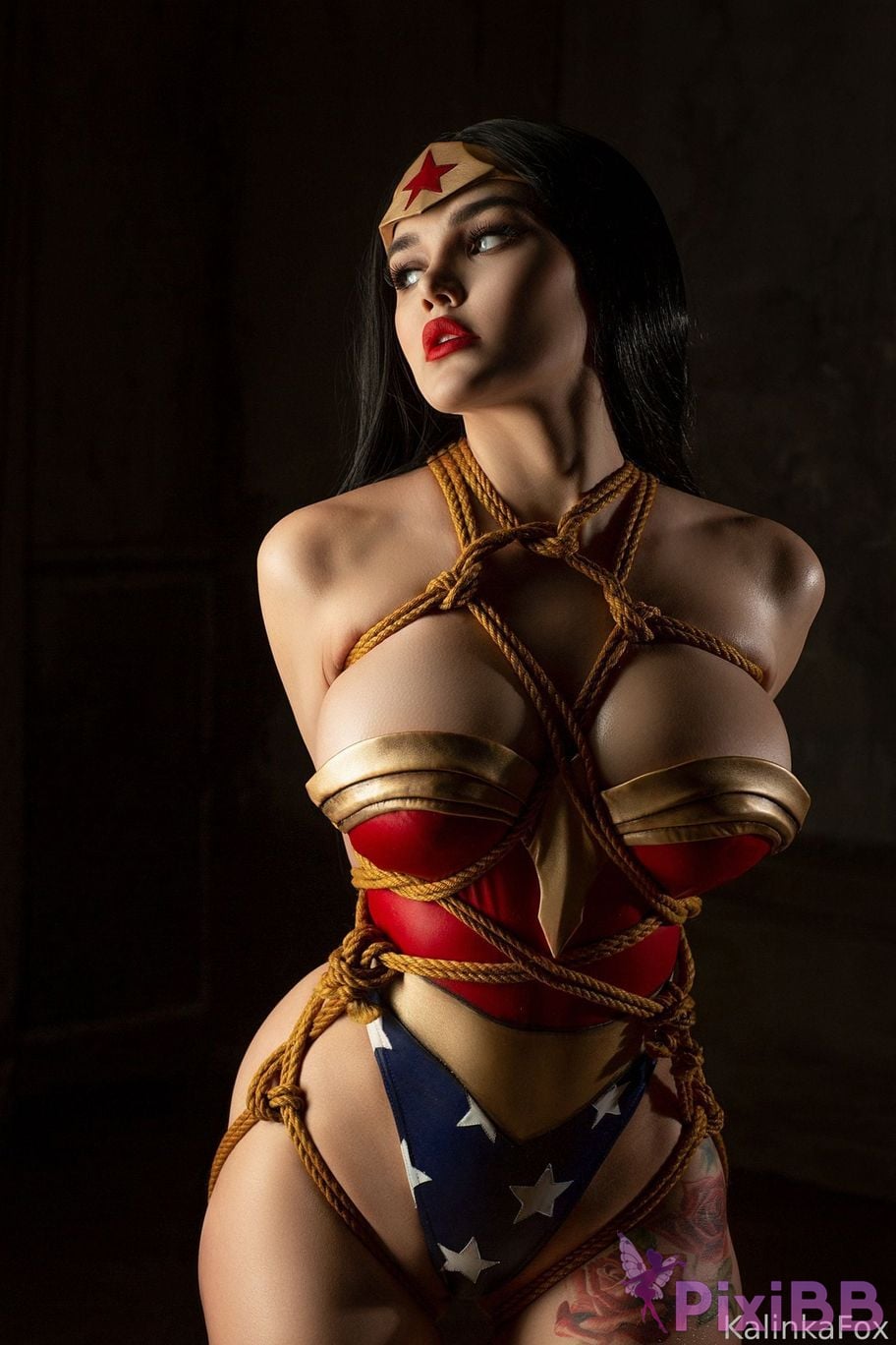 Kalinka Fox Wonder Woman Shibari PixiBB.COM 19