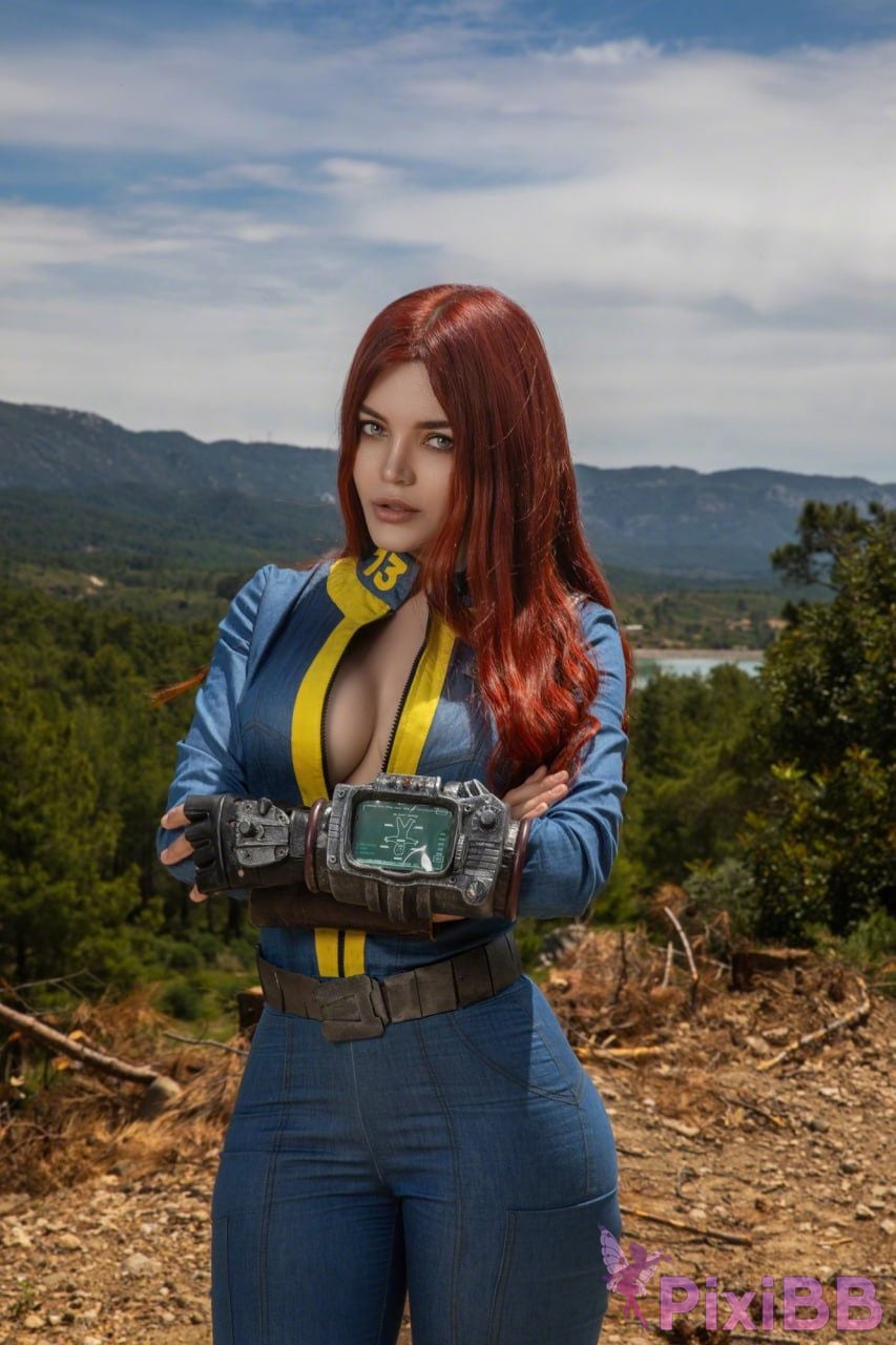 Kalinka Fox Vault Dweller PixiBB.COM 39