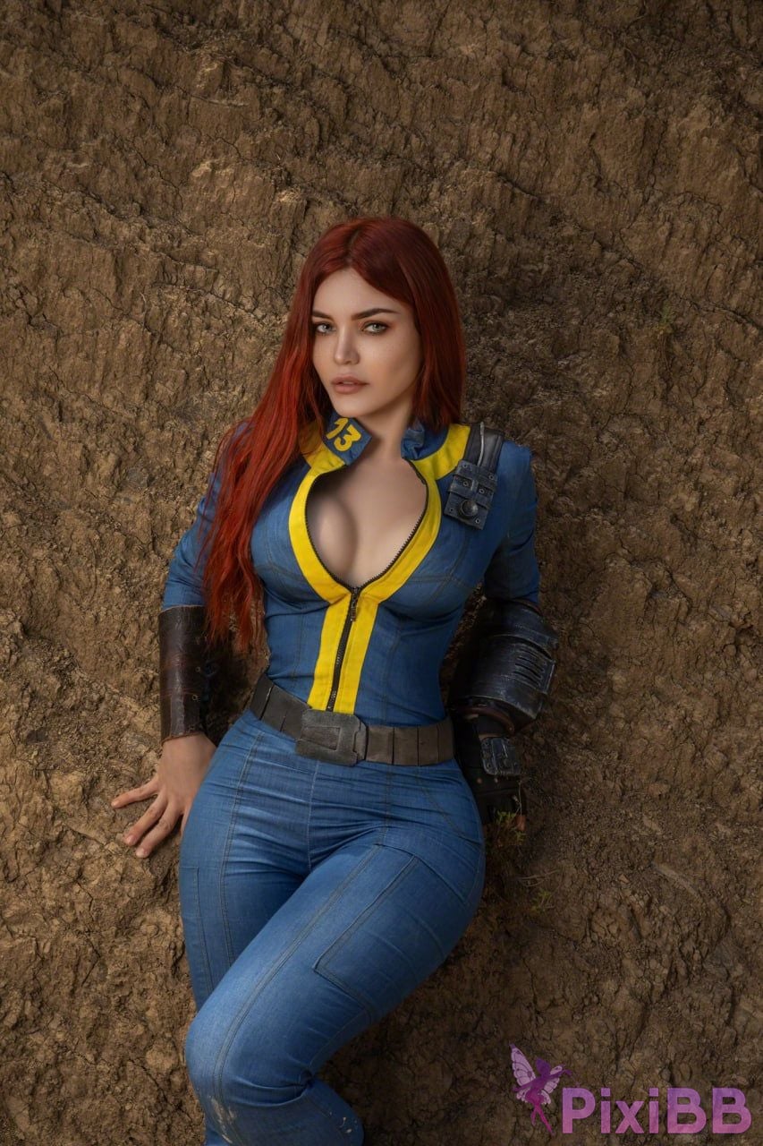 Kalinka Fox Vault Dweller PixiBB.COM 9