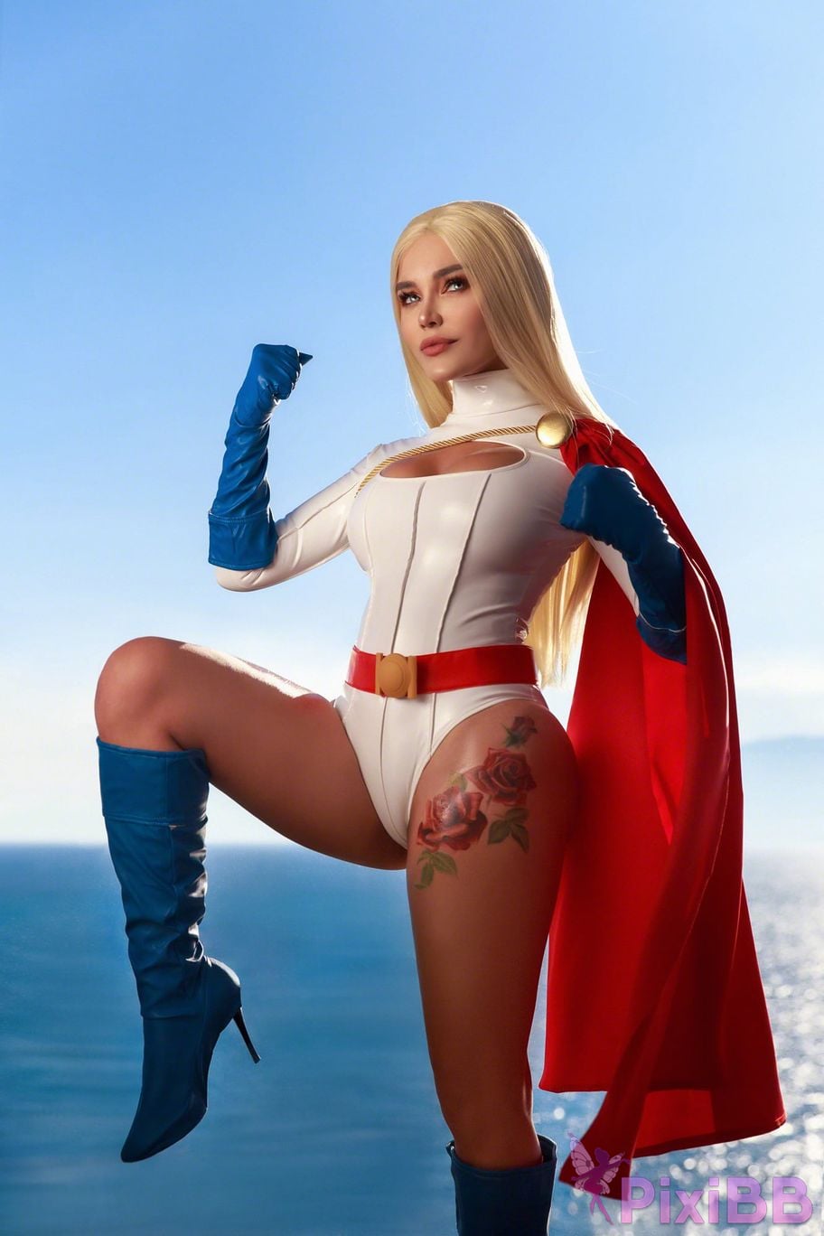 Kalinka Fox Power Girl PixiBB.COM 1