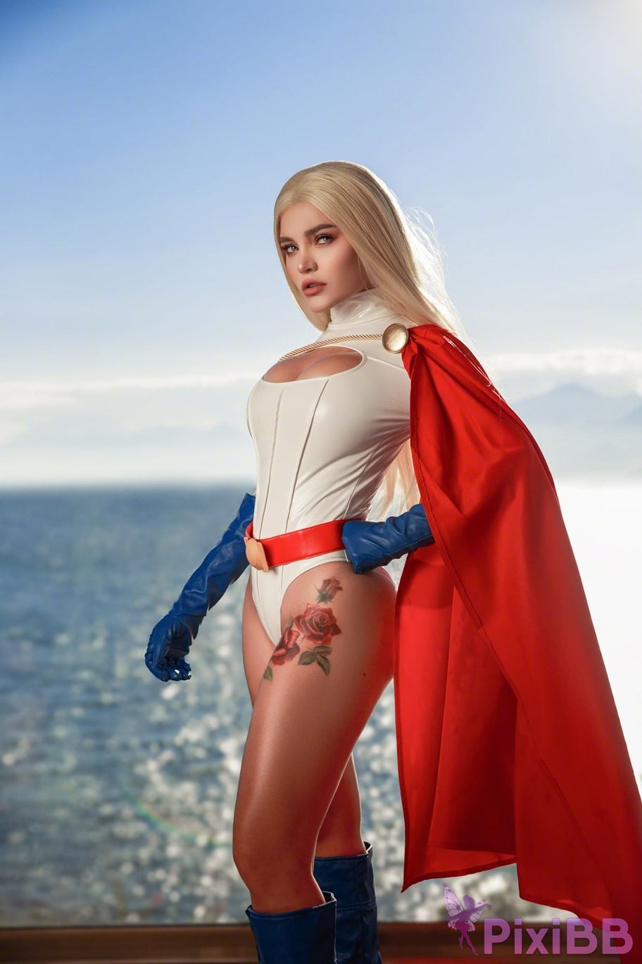 Kalinka Fox Power Girl PixiBB.COM 43