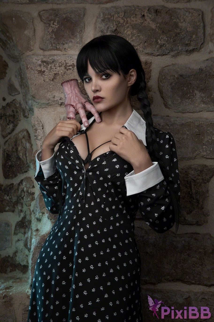 Kalinka Fox Wednesday Addams PixiBB.COM 45