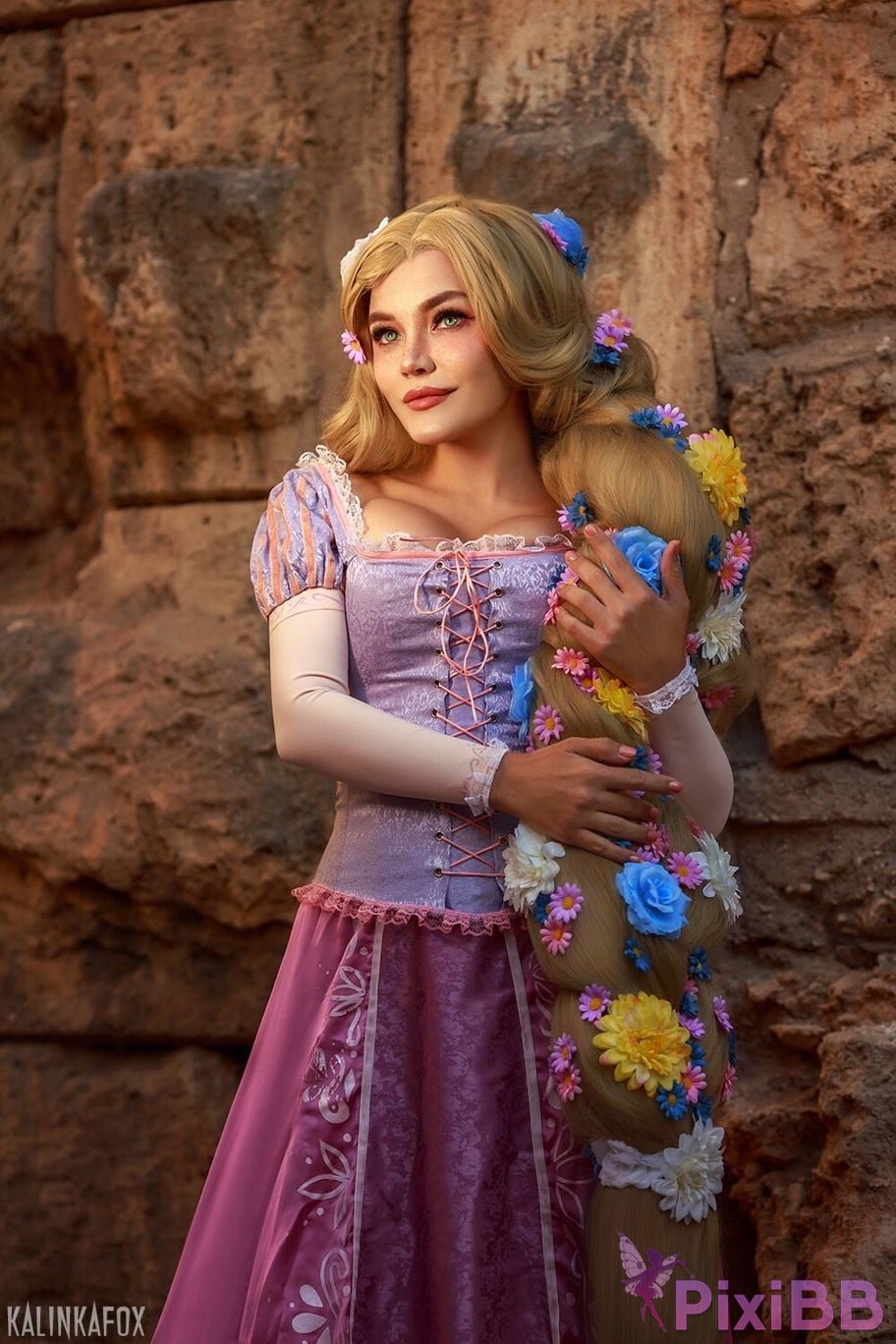 Kalinka Fox Rapunzel PixiBB.COM 16