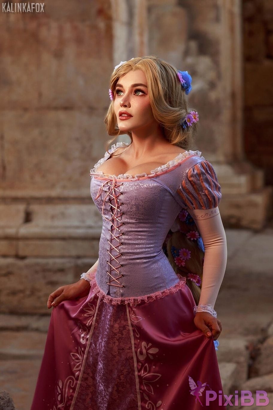 Kalinka Fox Rapunzel PixiBB.COM 18