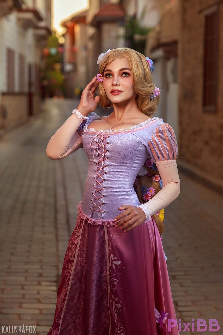 Kalinka Fox Rapunzel PixiBB.COM 19