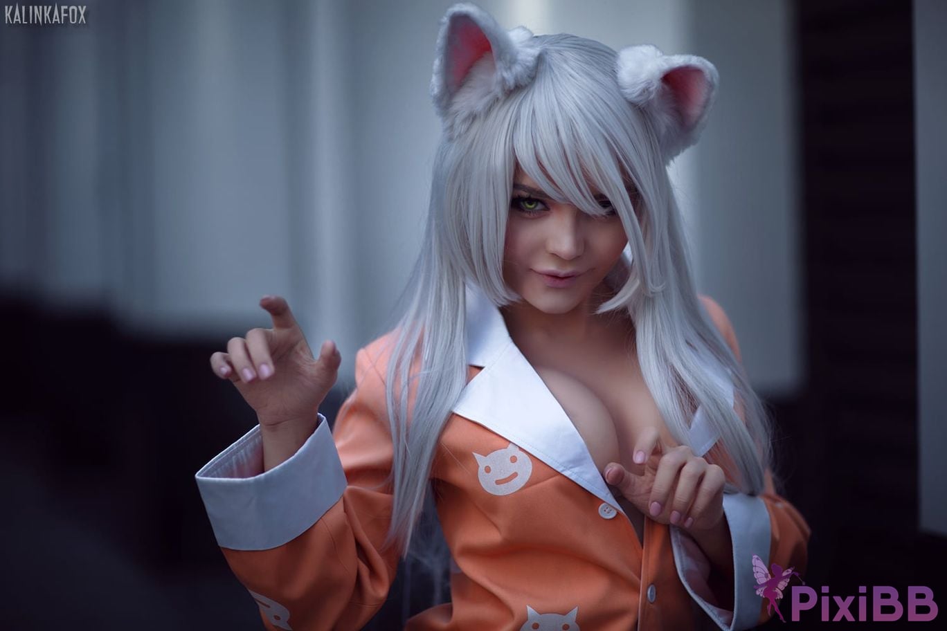 Kalinka Fox Tsubasa Hanekawa PixiBB.COM 9